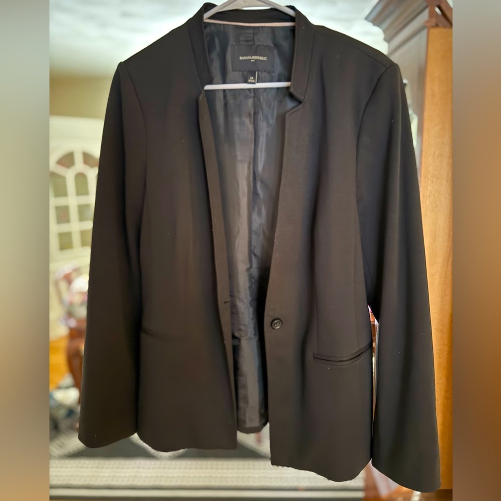 Banana Republic lined blazer